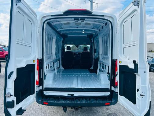 2021 Ford Transit-250 Base