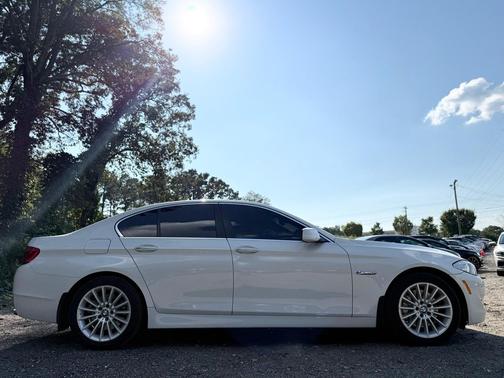 2013 BMW 535 4dr Sdn 535i RWD