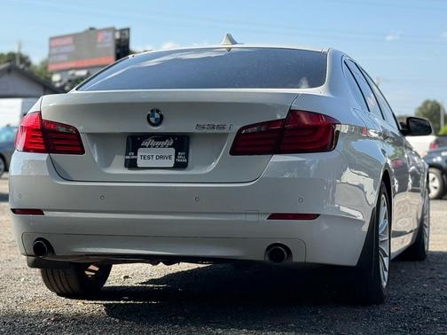 2013 BMW 535 4dr Sdn 535i RWD
