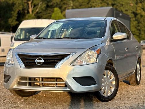 2018 Nissan Versa 1.6 SV