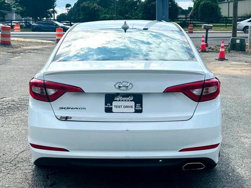 2017 Hyundai SONATA SE