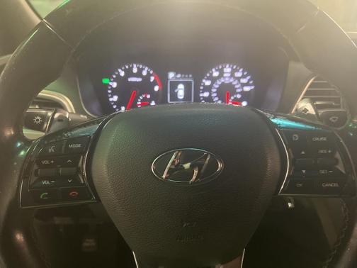 2017 Hyundai SONATA Sport 2.0T