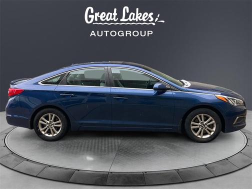 2017 Hyundai SONATA SE