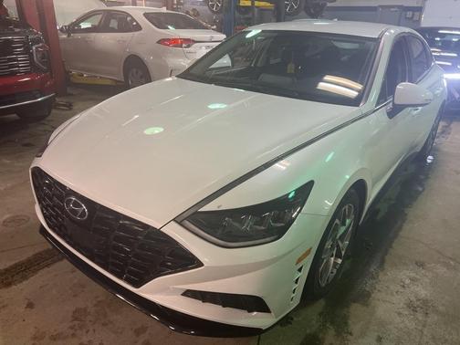 2021 Hyundai SONATA SEL