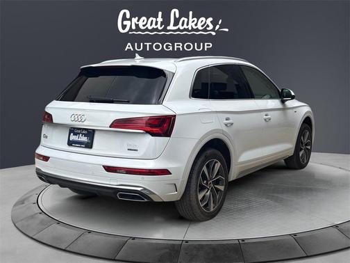 2022 Audi Q5 45 S line quattro Premium