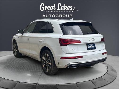 2022 Audi Q5 45 S line quattro Premium