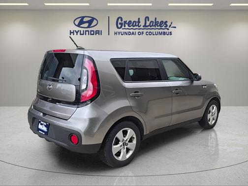 Titanium Gray 2018 Kia Soul Base