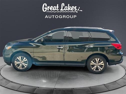 2019 Nissan Pathfinder SV