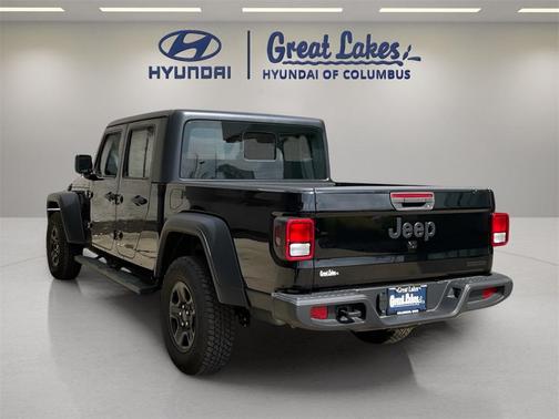 2021 Jeep Gladiator Sport