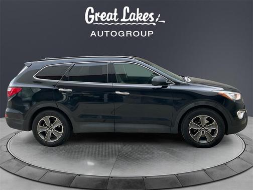 2016 Hyundai SANTA FE SE