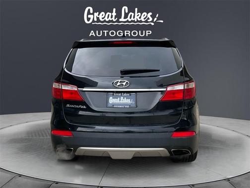 2016 Hyundai SANTA FE SE