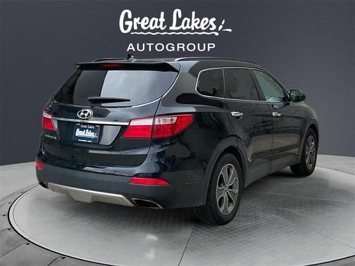 2016 Hyundai SANTA FE SE