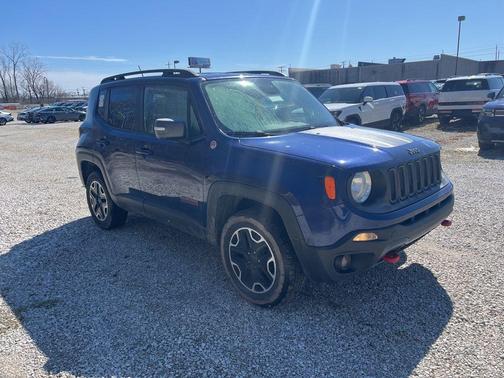 2016 Jeep Renegade Trailhawk