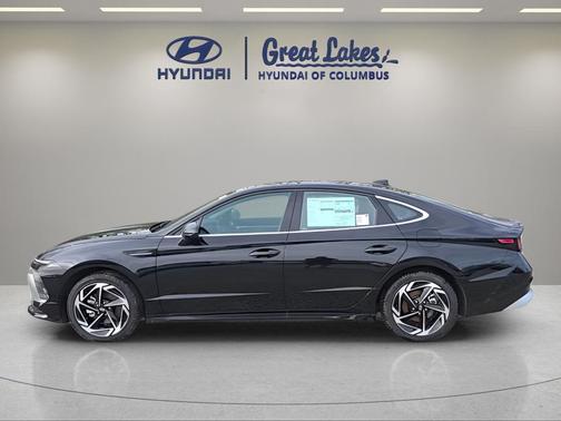 Black 2026 Hyundai SONATA SEL Sport