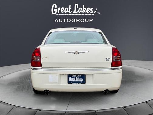 2007 Chrysler 300C Base