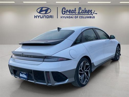 2023 Hyundai IONIQ 6 SEL