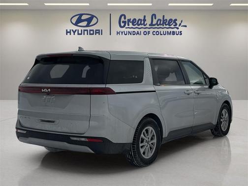 2022 Kia Carnival LXS