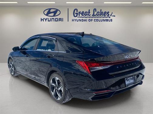 2022 Hyundai ELANTRA Limited