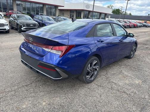 Intense Blue 2025 Hyundai ELANTRA SEL Sport