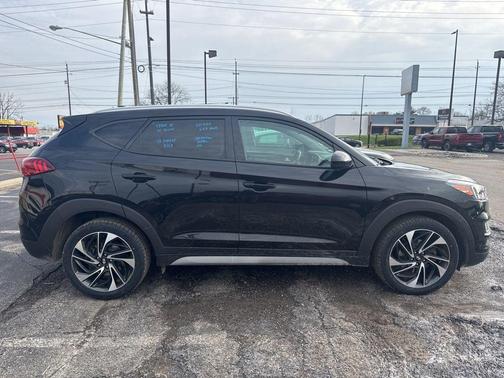 2021 Hyundai TUCSON Sport