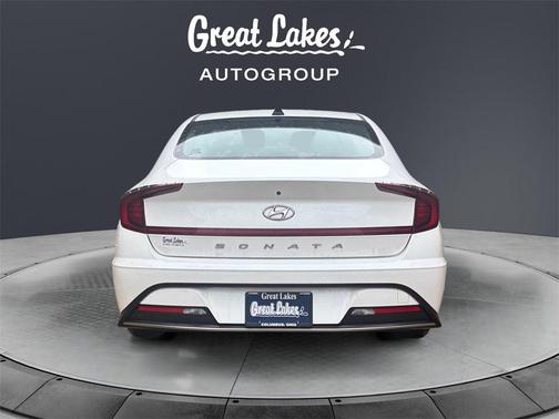2022 Hyundai SONATA SE