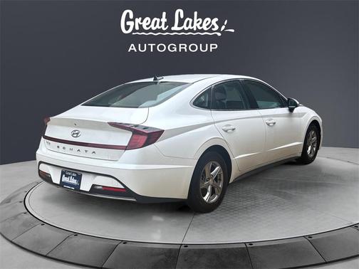 2022 Hyundai SONATA SE