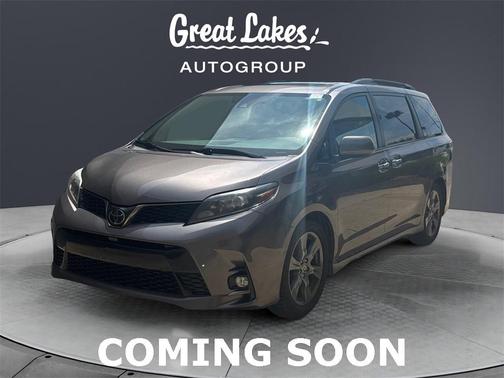 2020 Toyota Sienna SE