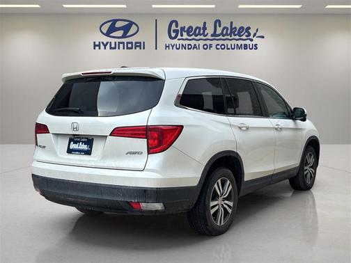 2017 Honda Pilot EX-L w/ Navigation