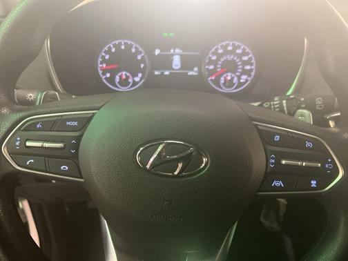 2023 Hyundai SANTA FE SE