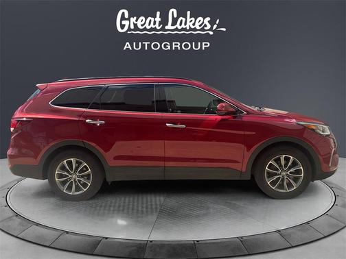 2017 Hyundai SANTA FE SE