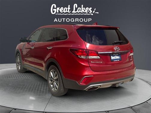 2017 Hyundai SANTA FE SE