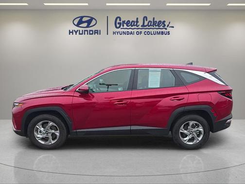 Red 2024 Hyundai TUCSON SE