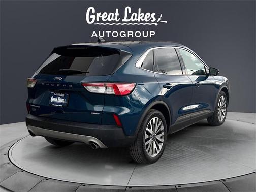 2020 Ford Escape Titanium Hybrid