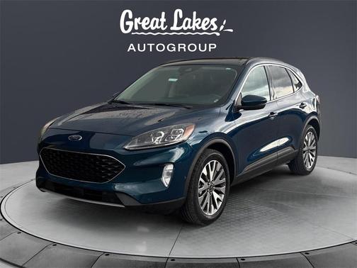 2020 Ford Escape Titanium Hybrid