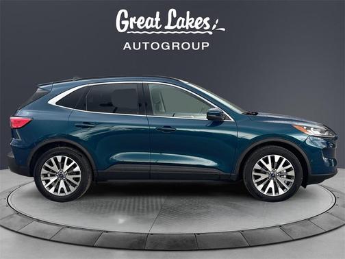 2020 Ford Escape Titanium Hybrid