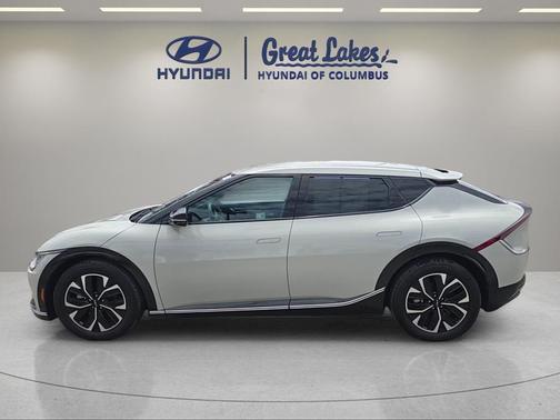 Glacier 2024 Kia EV6 Wind