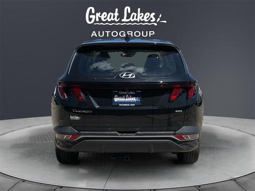 2023 Hyundai TUCSON SE