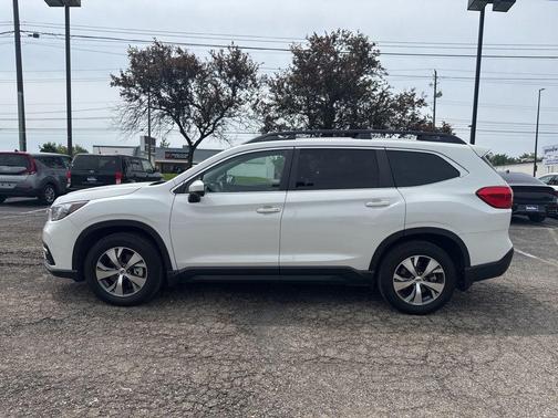 Crystal White Pearl 2022 Subaru Ascent Premium 8-Passenger