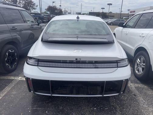 White 2023 Hyundai IONIQ 6 SE