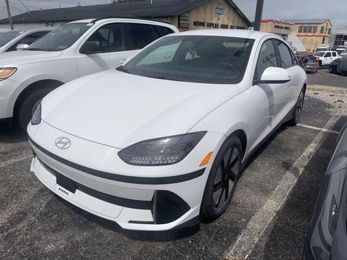 White 2023 Hyundai IONIQ 6 SE