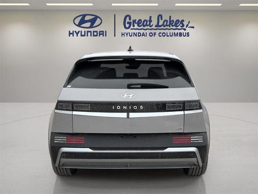 2025 Hyundai IONIQ 5 SE