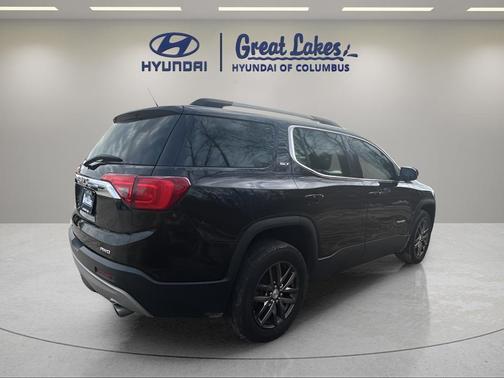 2017 GMC Acadia SLT-1