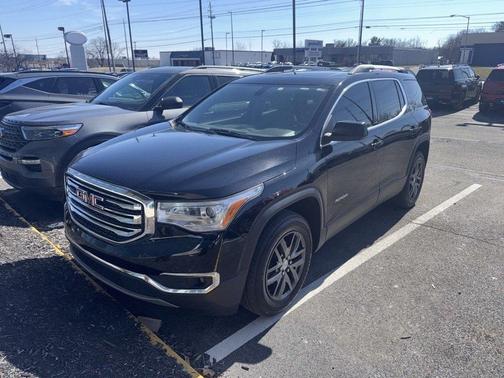 2017 GMC Acadia SLT-1