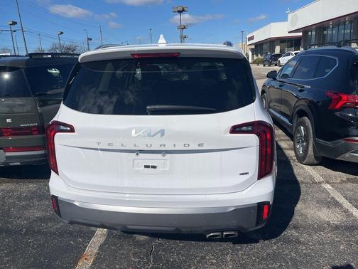 2025 Kia Telluride S