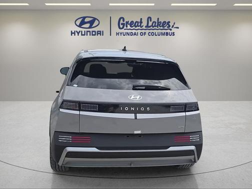 Cyber Gray 2026 Hyundai IONIQ 5 SEL