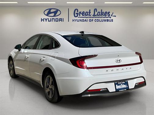 2022 Hyundai SONATA SE