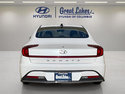 2022 Hyundai SONATA SE
