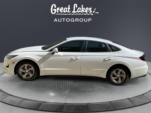2022 Hyundai SONATA SE