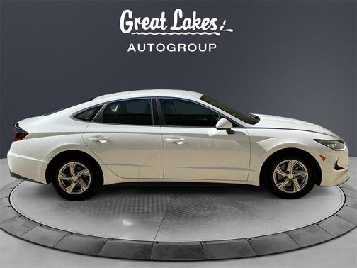 2022 Hyundai SONATA SE