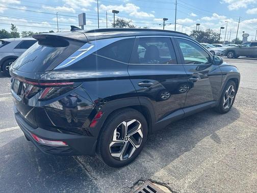 Black Pearl 2024 Hyundai TUCSON SEL